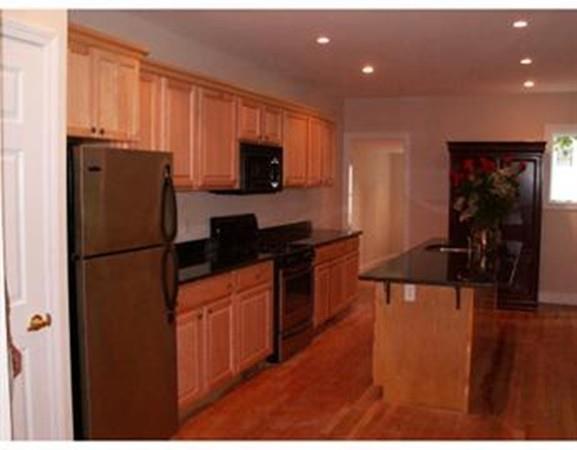 877 E 4th - Photo 1