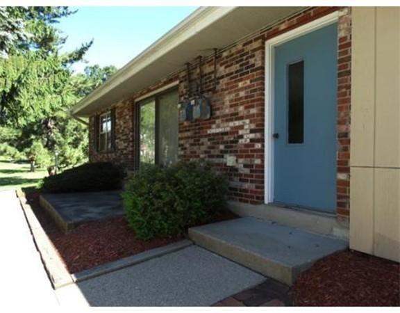 916b Windsor - Photo 1