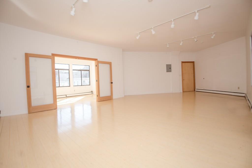 275 Cabot St - Photo 1