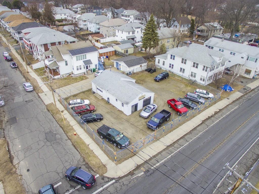 454 Chicopee St - Photo 1