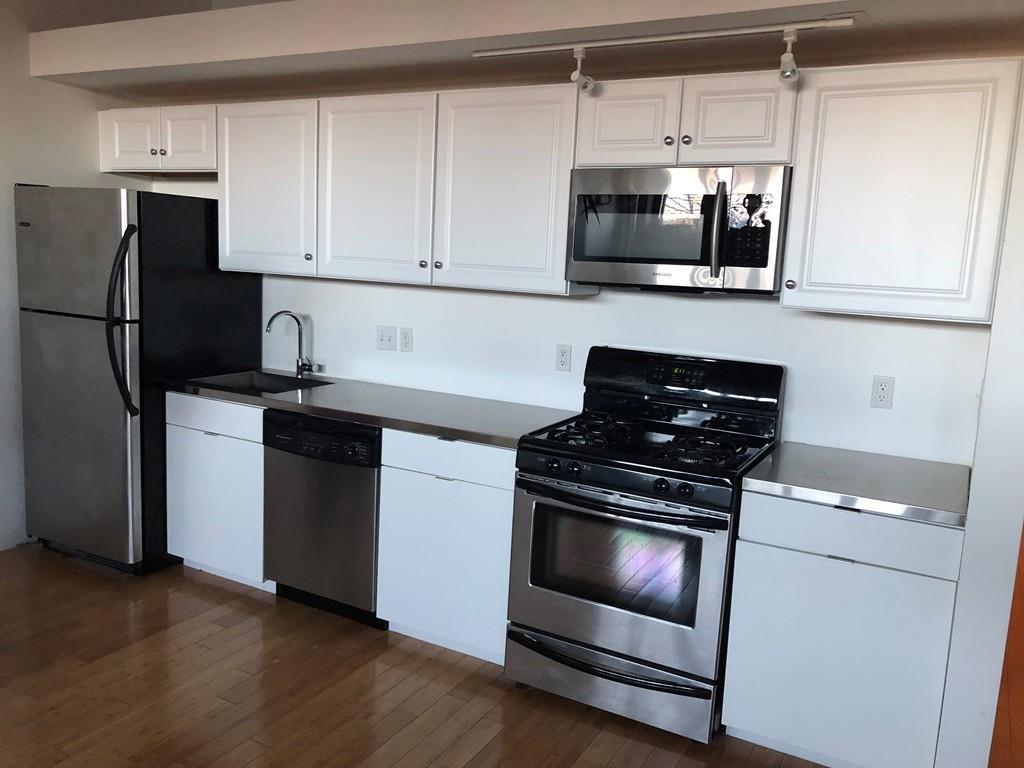 156 Porter St - Photo 1