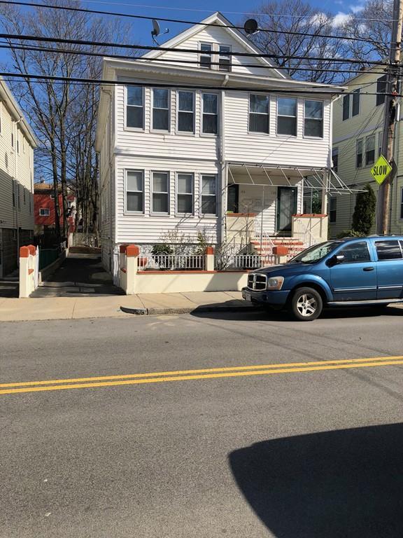 128 W Selden St - Photo 1