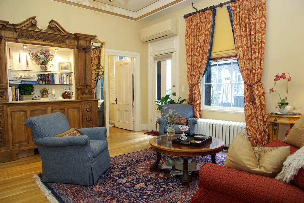 67 Mount Vernon - Photo 1