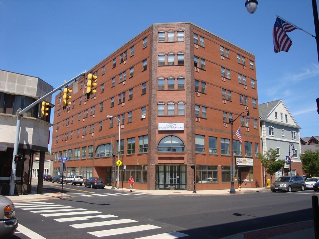 24 Park St - Photo 1