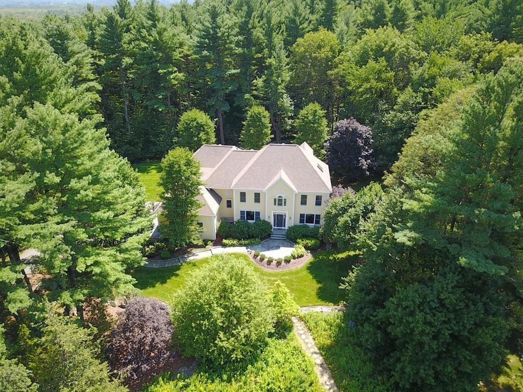 253 Green St - Photo 1