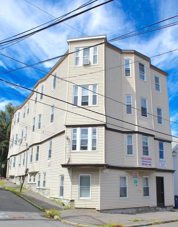 82 Gershom Ave - Photo 1
