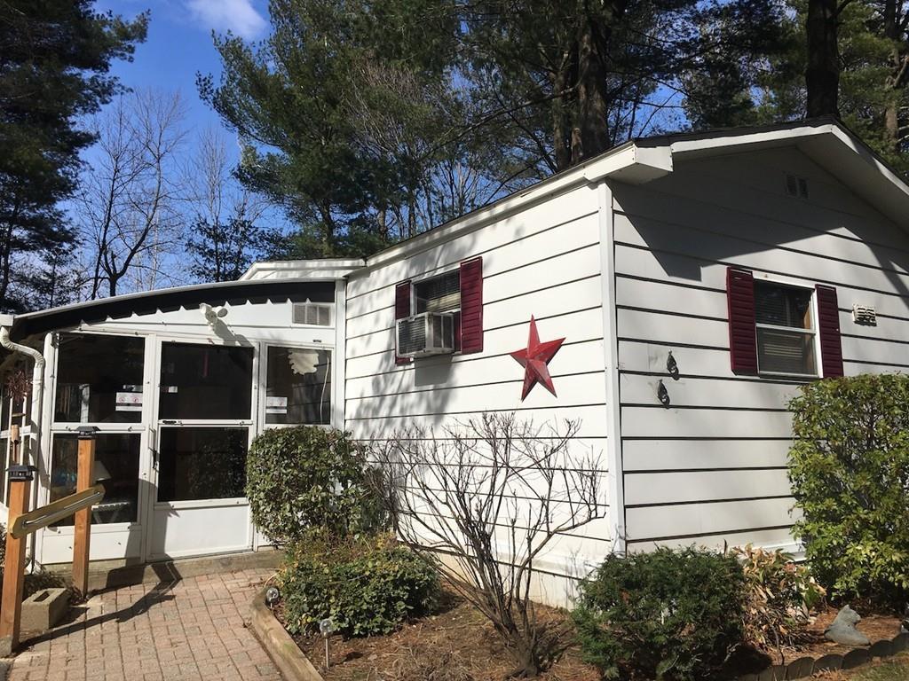 66 Warfield Drive - Photo 1