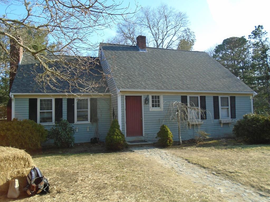 7 Eisenhower Dr - Photo 1