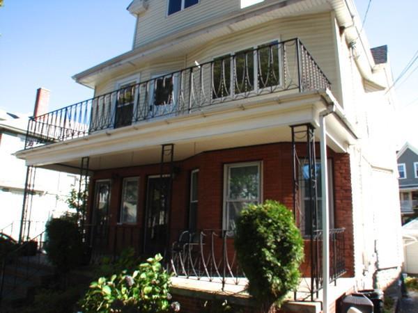 89-91 Everett St - Photo 1