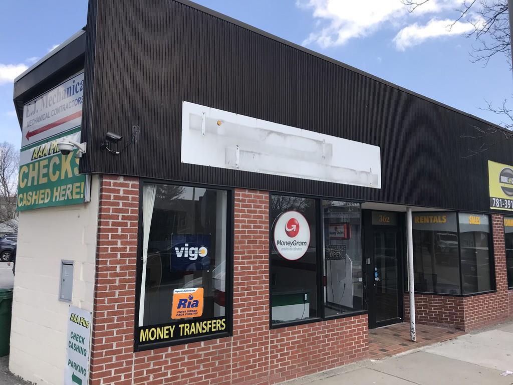 360 Salem St - Photo 1
