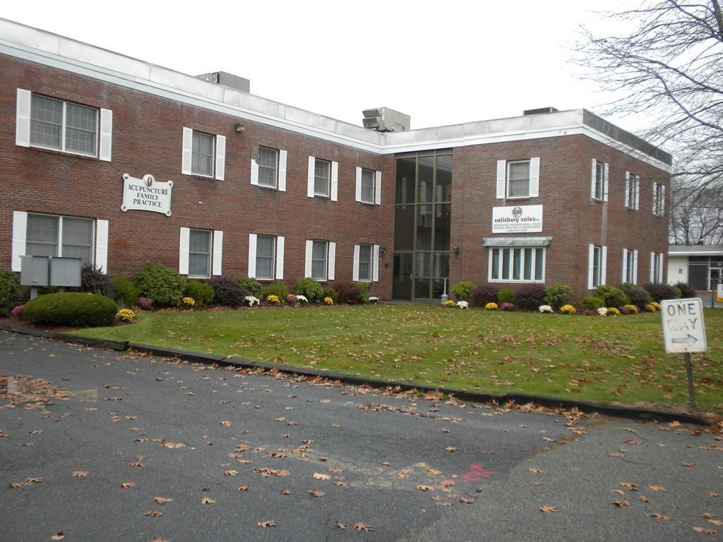 75 Union Ave - Photo 1
