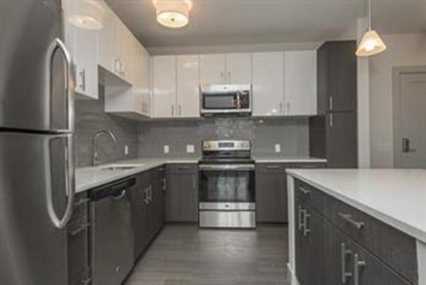 99 Tremont Street - Photo 1
