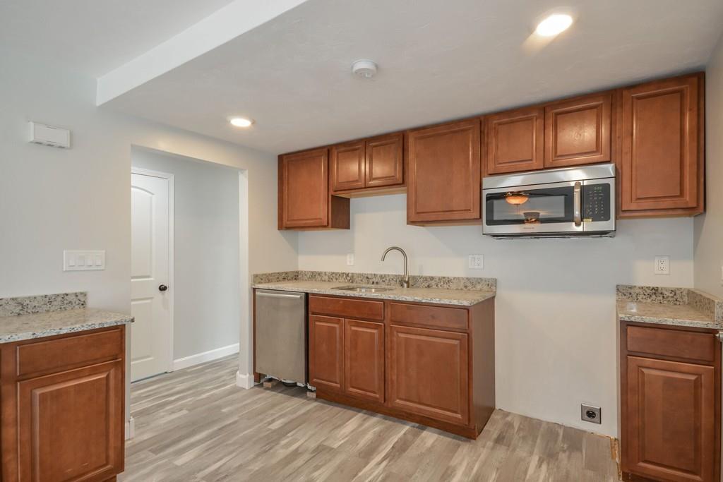 9 Cottage Court - Photo 1