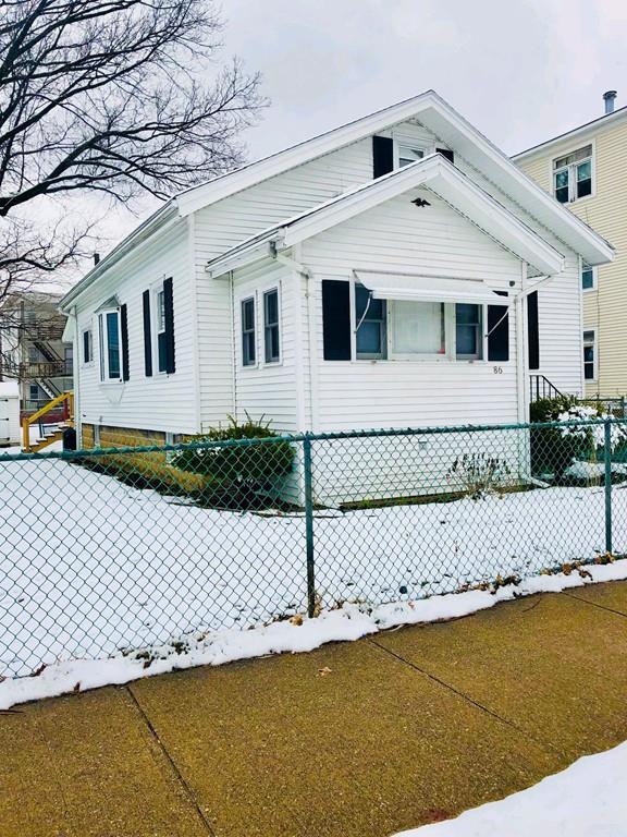 86 Malden St - Photo 1