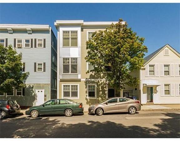 404 W 2nd St - Photo 1