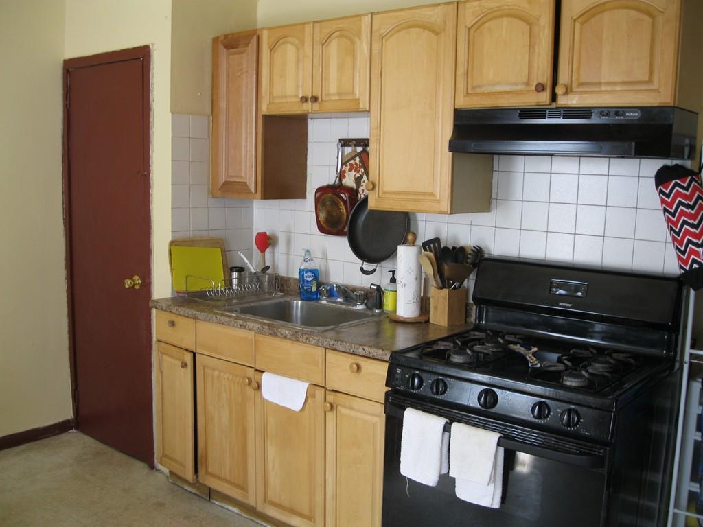 196 Broadway - Photo 1