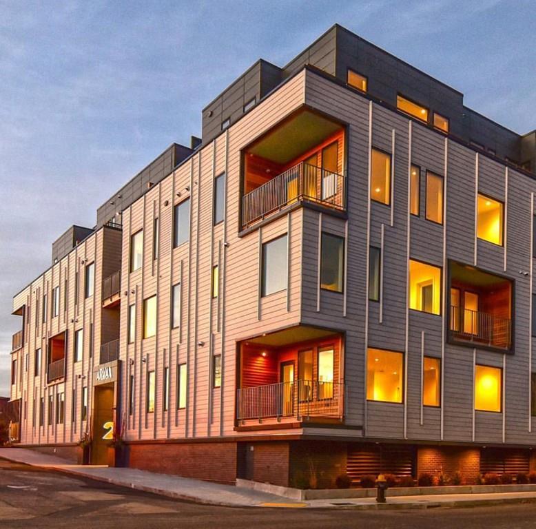 2 West 6th - Photo 1