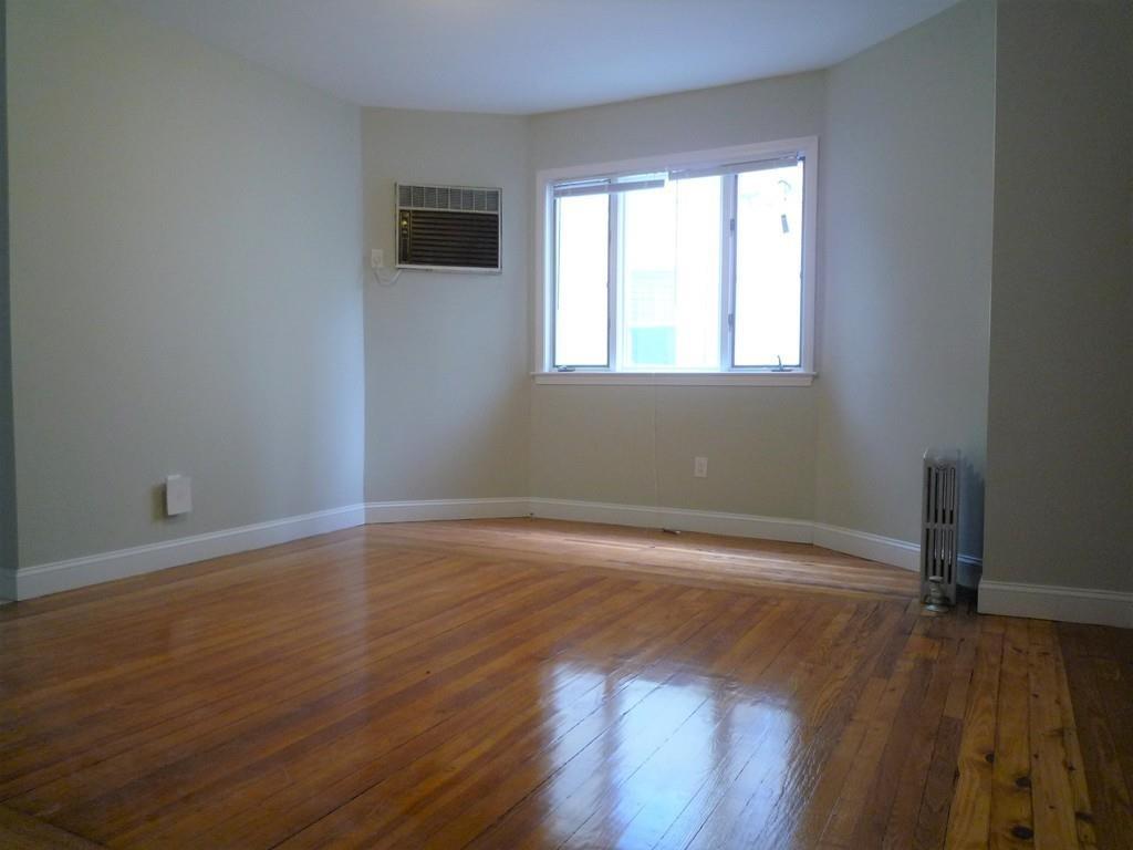 23 Bowen Ave - Photo 1