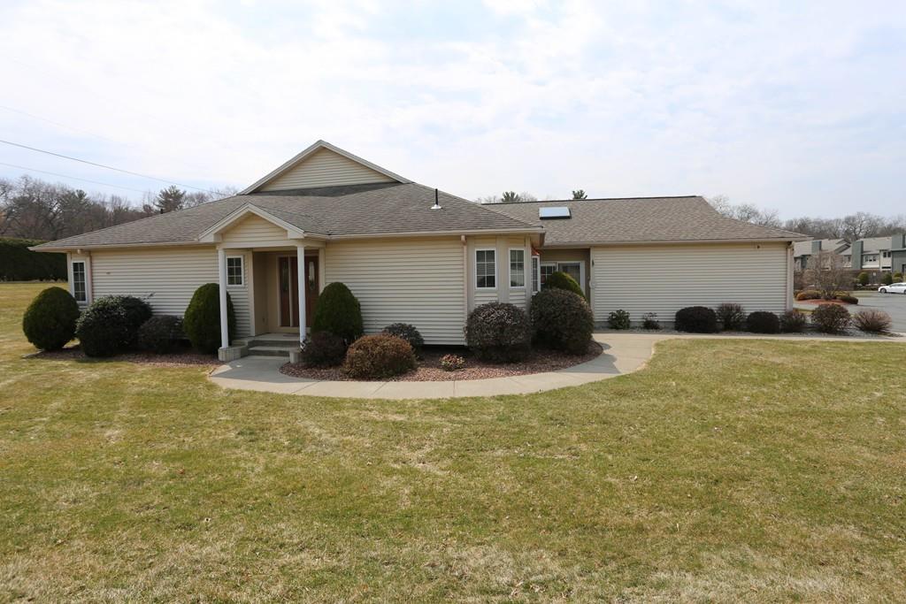 76 Pine Grove Dr - Photo 1