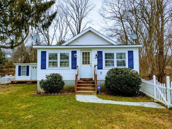 67 Myrtle Ave - Photo 1
