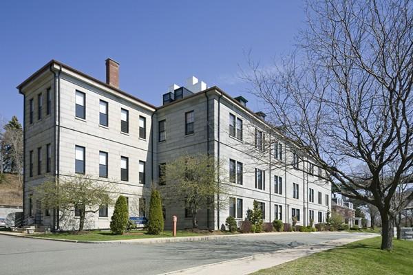 100 Commandant's Way - Photo 1