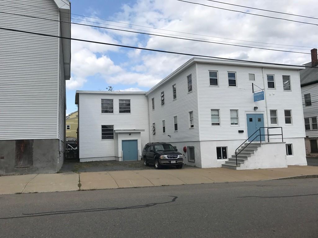 100 Central St - Photo 1