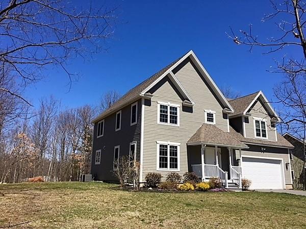 53 Emerson Way - Photo 1
