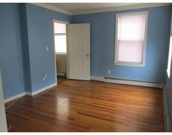 13 Tuckerman St - Photo 1