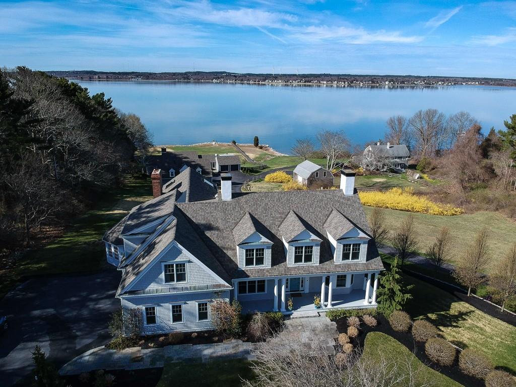 56 Crescent St - Photo 1