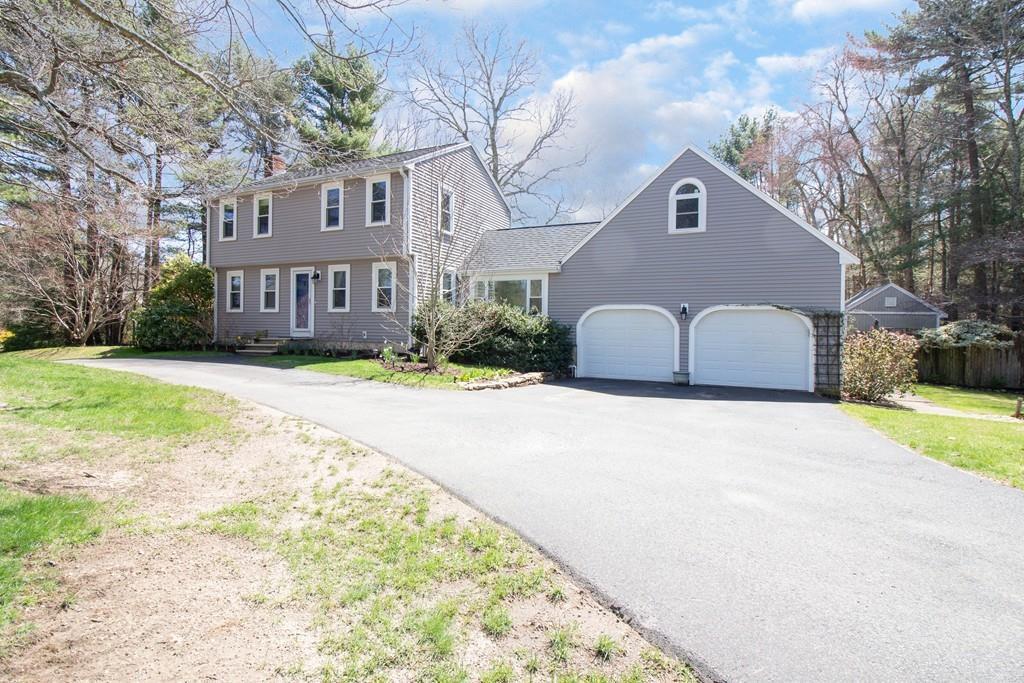 8 Pine Brook Dr - Photo 1