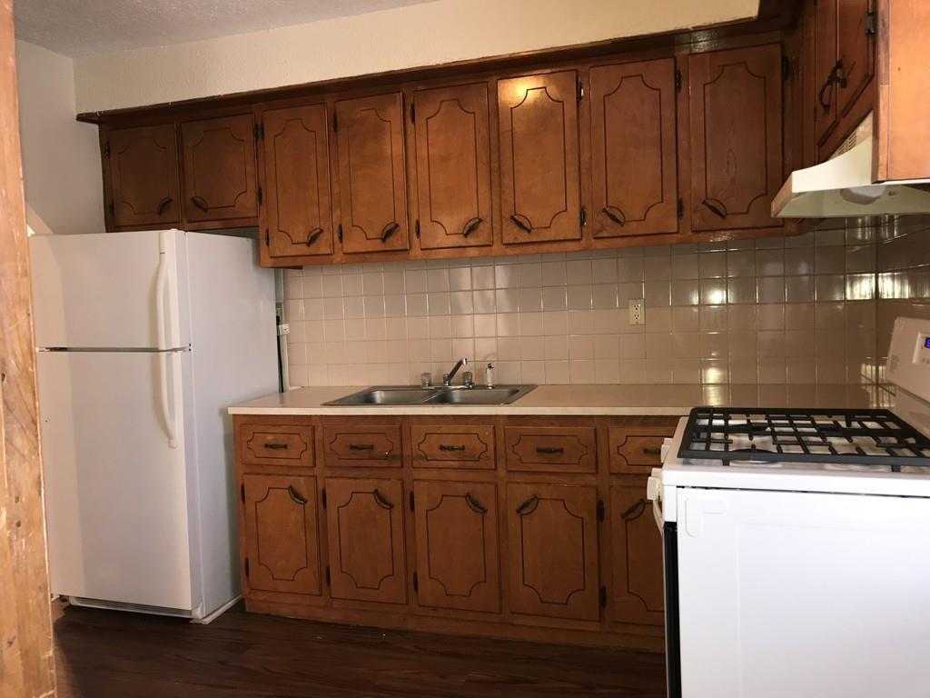 7 Myrtle - Photo 1