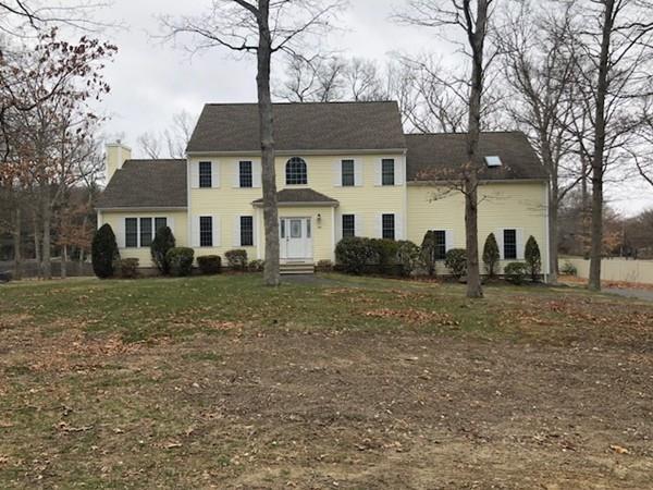 983 Taunton Ave - Photo 1