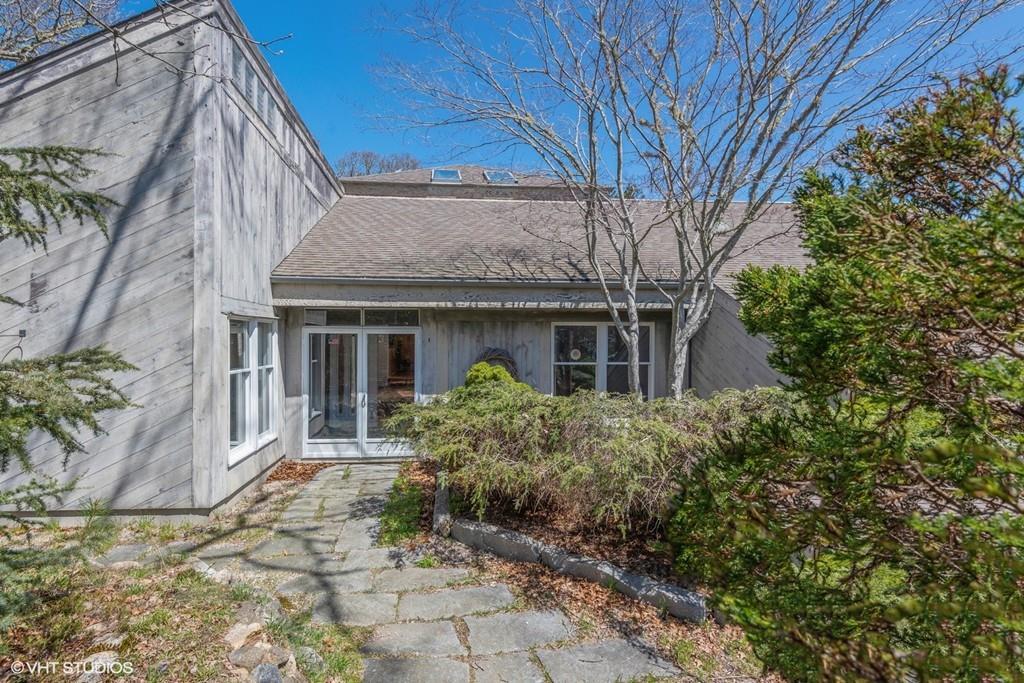 265 Freemans Way - Photo 1