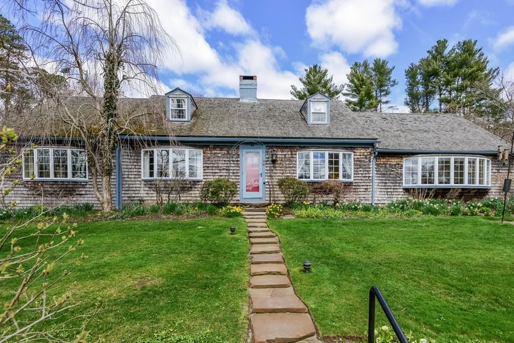 84 Summer St - Photo 1