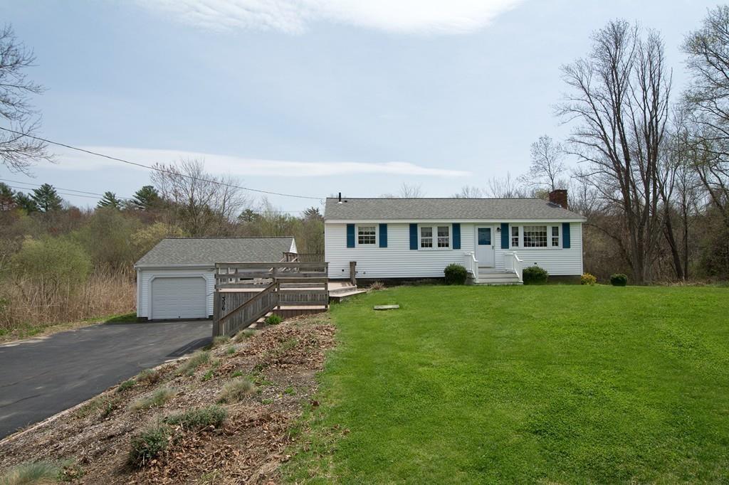 396 Beechwood St - Photo 1