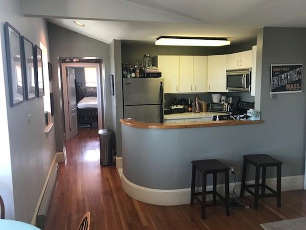 533 Columbus Ave - Photo 1