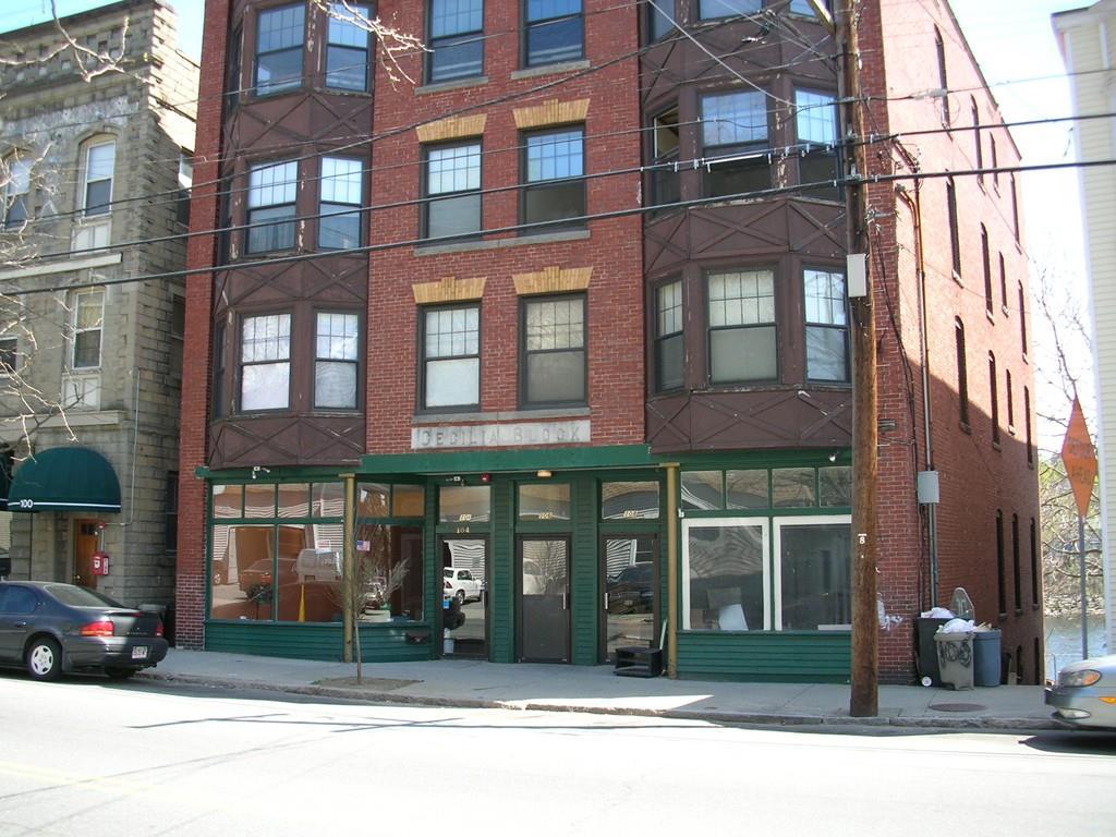 104-108 River St - Photo 1