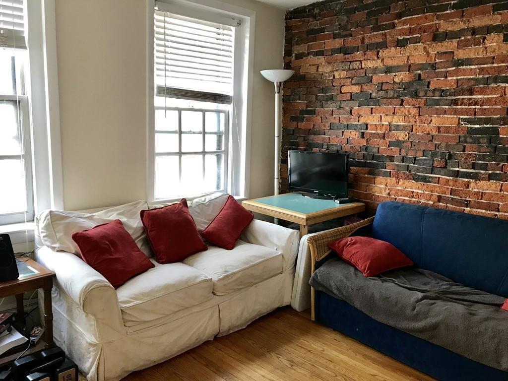 43 Grove St - Photo 1