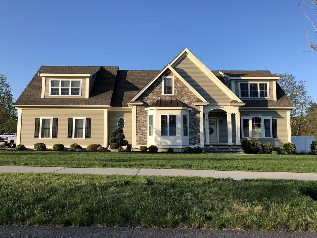 9 Saratoga Ln - Photo 1