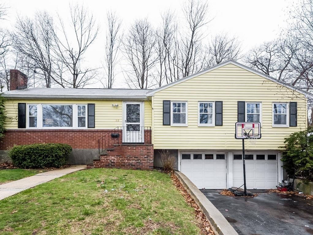 185 Plymouth Ave - Photo 1