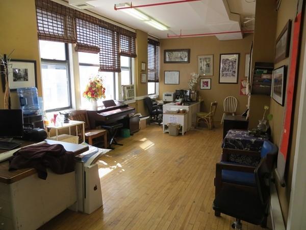 30 Kneeland Street - Photo 1