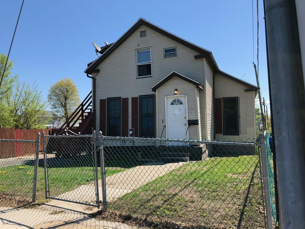 223 Pine Street - Photo 1