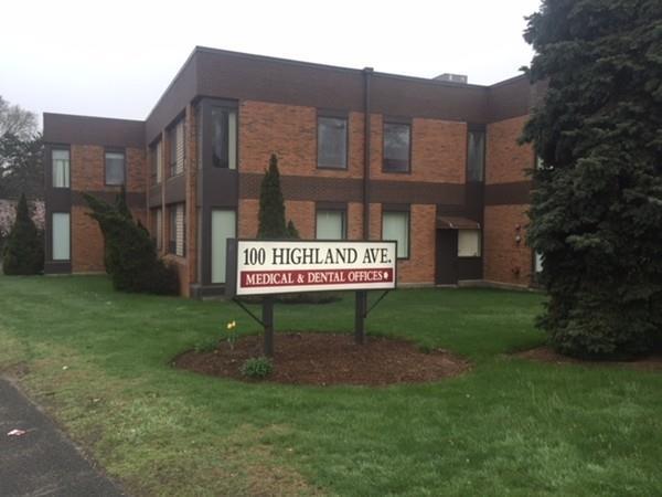 100 Highland Ave - Photo 1