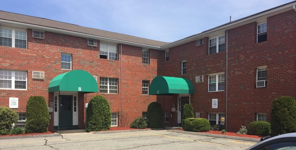 1304 Elm St - Photo 1