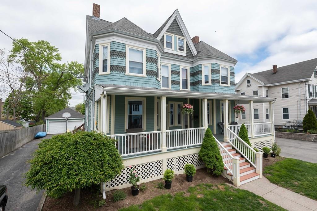 68-70 Holbrook Ave - Photo 1