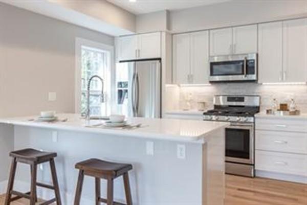 186 Havre Street - Photo 1