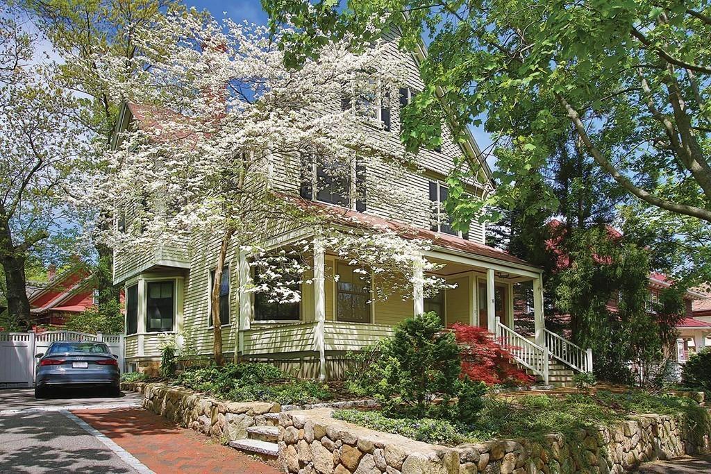 16 Harrison St - Photo 1