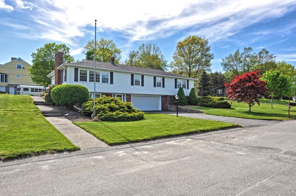 45 Tanglewood Dr - Photo 1