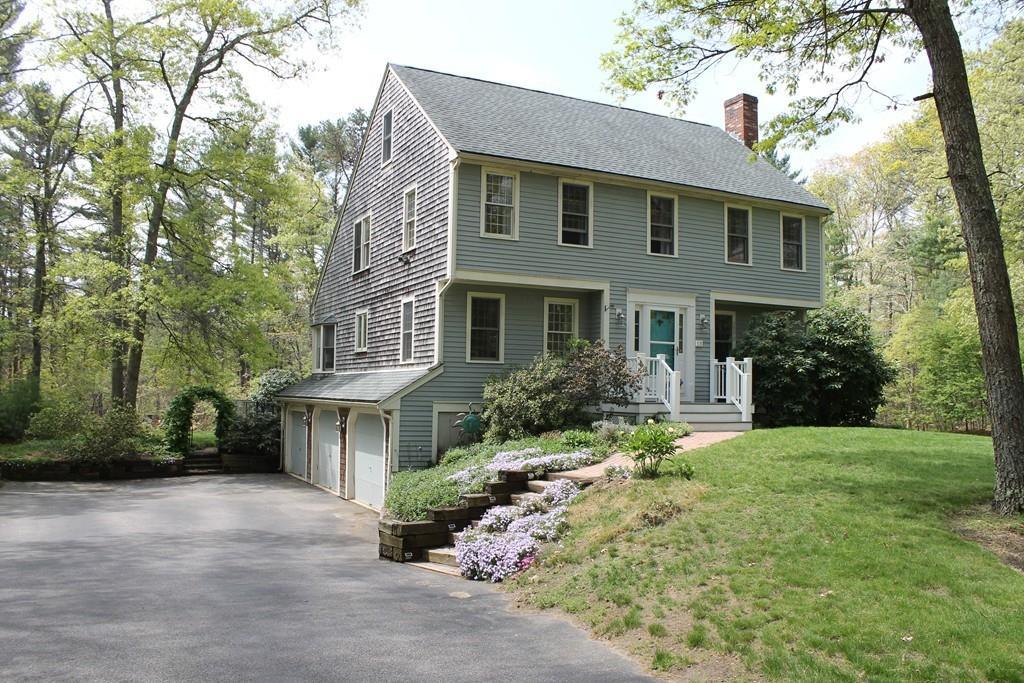 13 Higgins Rd - Photo 1