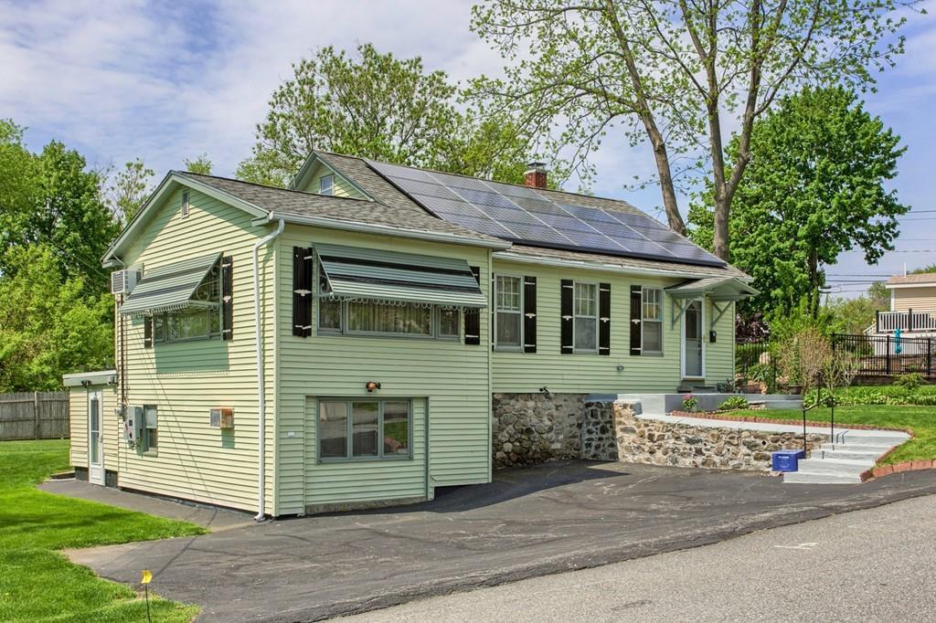 3 Loring Road - Photo 1